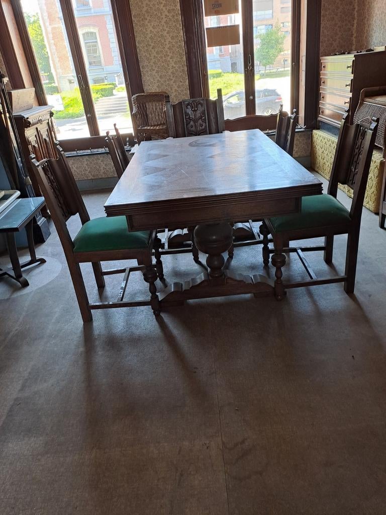 Table ancienne + 6 chaises, Enlèvement