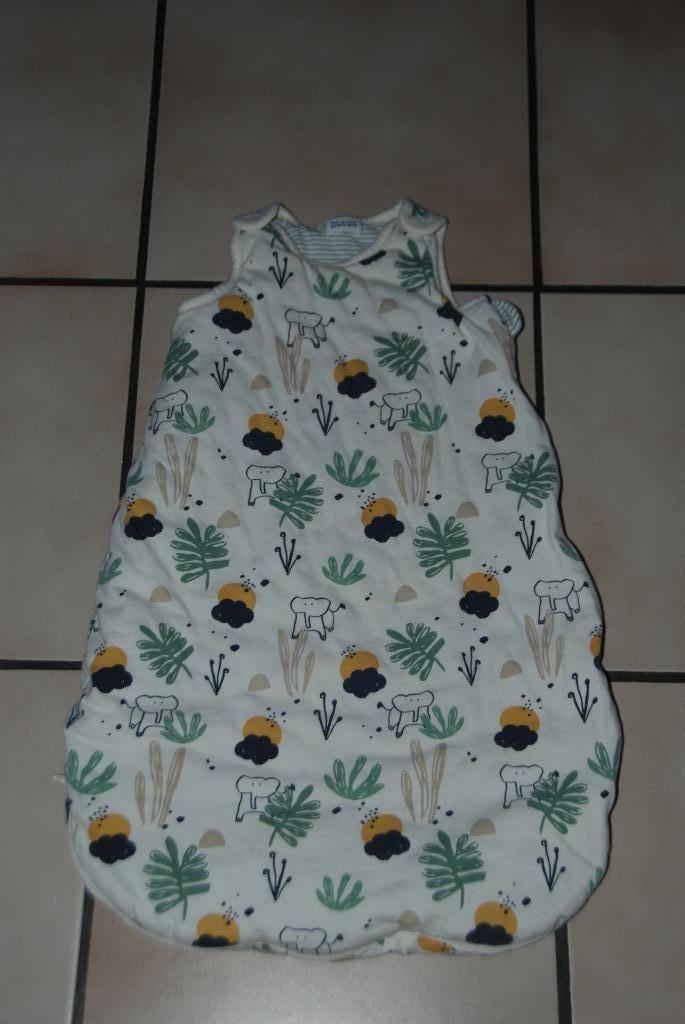 Babyslaapzak „Tao” beige met patronen T1 of 0 tot 3M Zeer go, Kinderen en Baby's, Dekens, Slaapzakjes en Inbakerproducten, Zo goed als nieuw