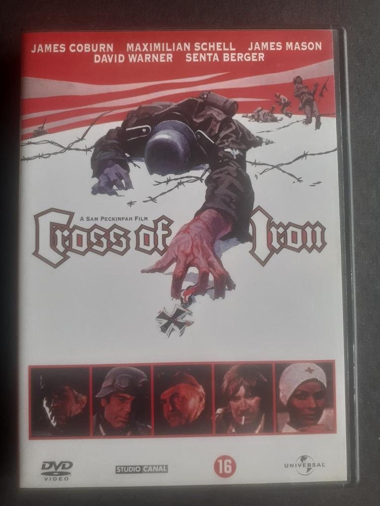 Cross of Iron (1977) - James Coburn, Vanaf 16 jaar, Ophalen of Verzenden, 1960 tot 1980, Zo goed als nieuw