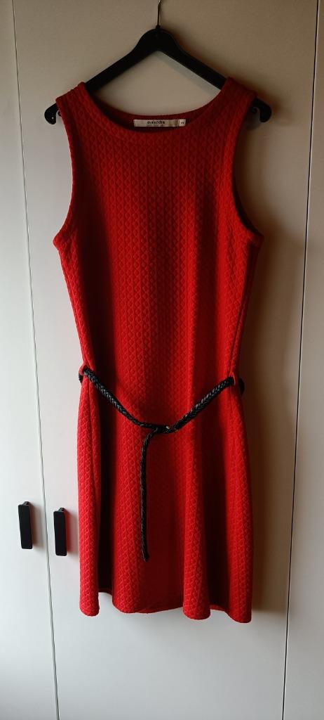 Warme overgooier Avalanche, Avalanche, Zo goed als nieuw, Knielengte, Rood