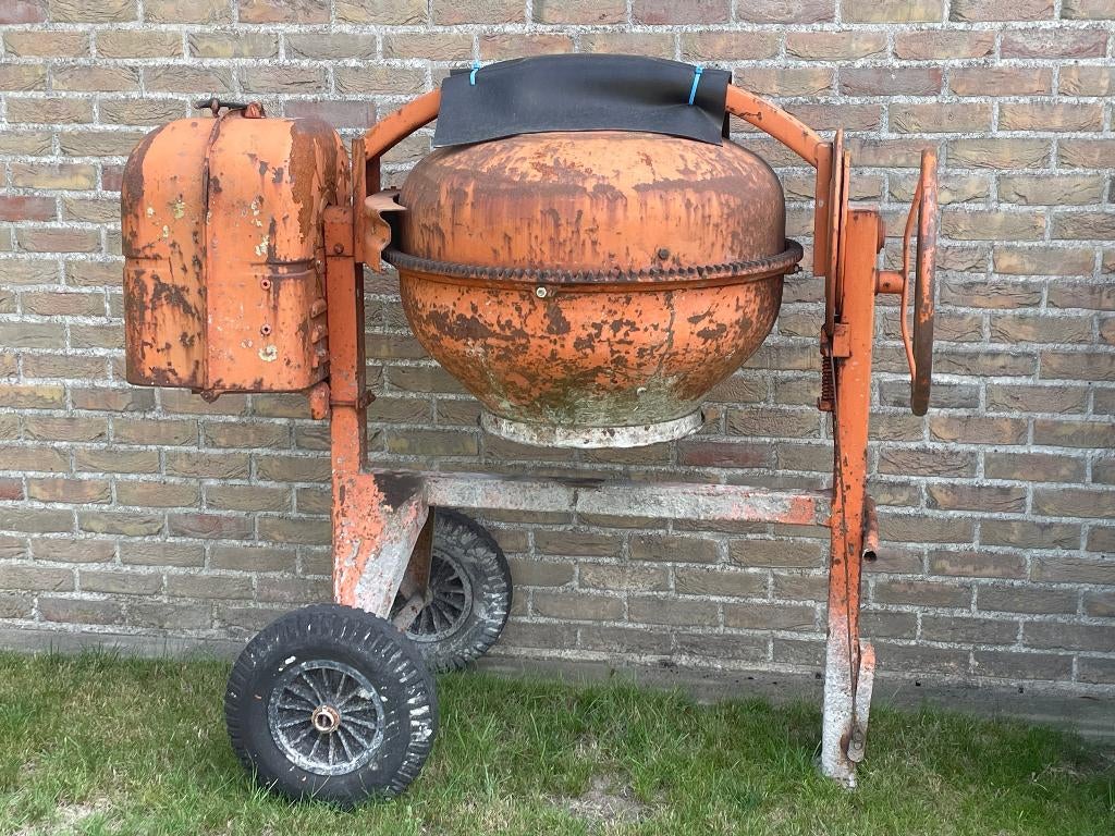 Lescha betonmolen 180 met voertrem + nieuwe lagers., Enlèvement, Comme neuf