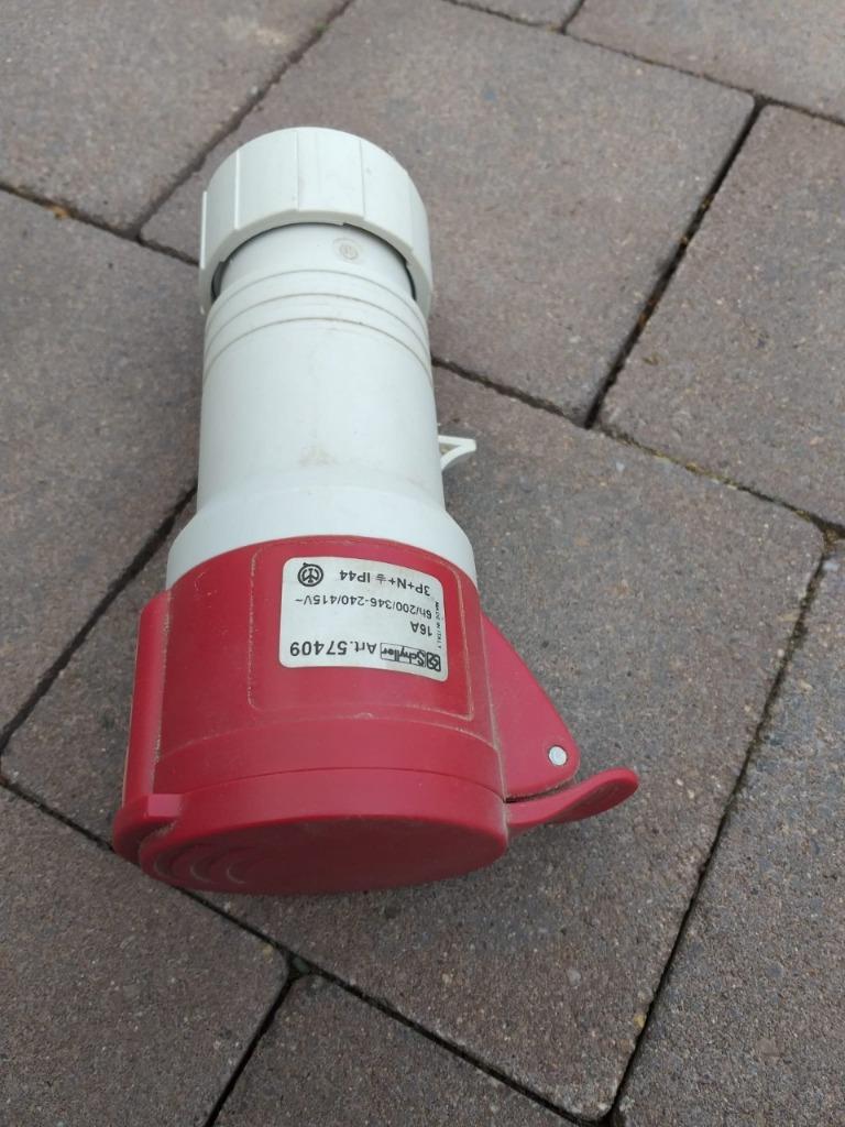 380V rode stekker, Doe-het-zelf en Bouw, Elektriciteit en Kabels, Ophalen, Nieuw, Stekker
