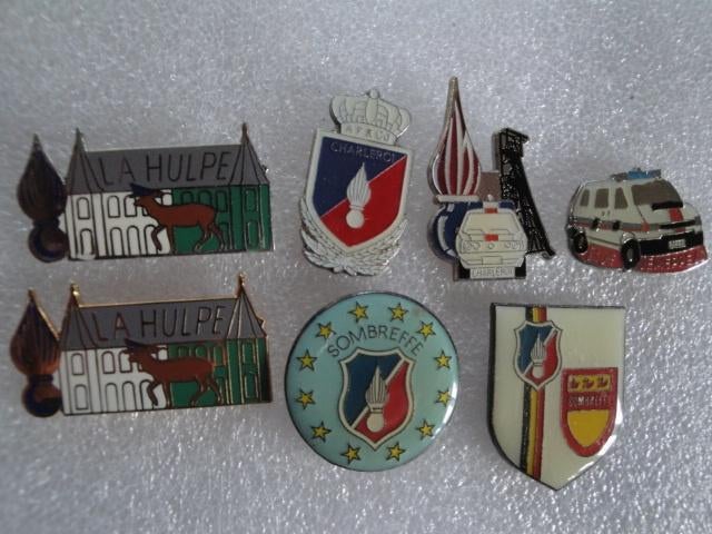 Pin's Gendarmerie, Enlèvement ou Envoi