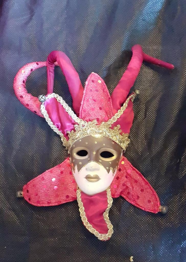 masque style vénitien faïence et tissu, Enlèvement ou Envoi, Utilisé