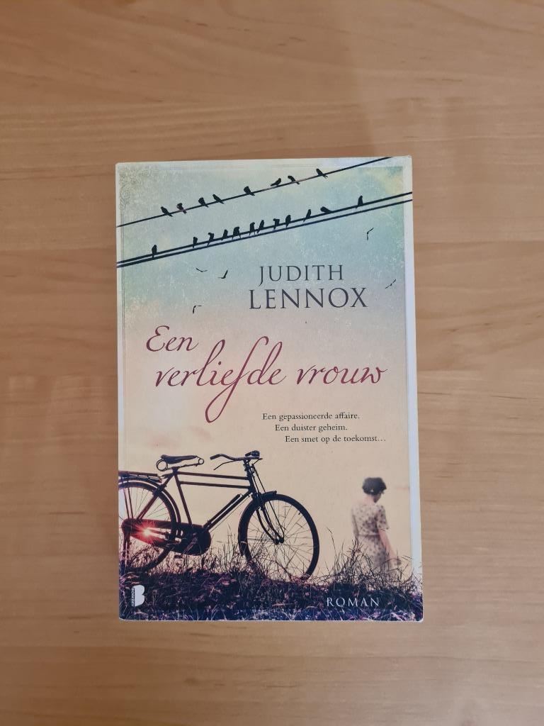 Een verliefde vrouw - Judith Lennox, Boeken, Verzenden, Zo goed als nieuw, Judith Lennox