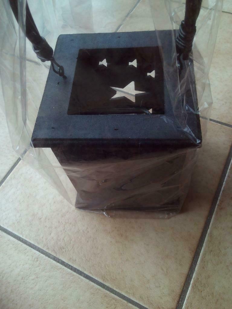 Lanterne de jardin en bois noir avec étoiles avec pot en ver, Enlèvement ou Envoi, Neuf