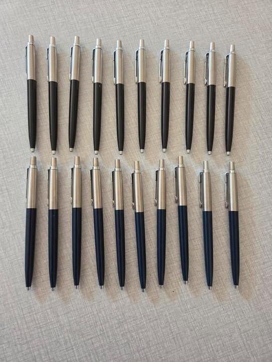 Stylos à bille Parker vintage des années 70., Collections, Enlèvement ou Envoi, Neuf, Stylo à bille, Parker
