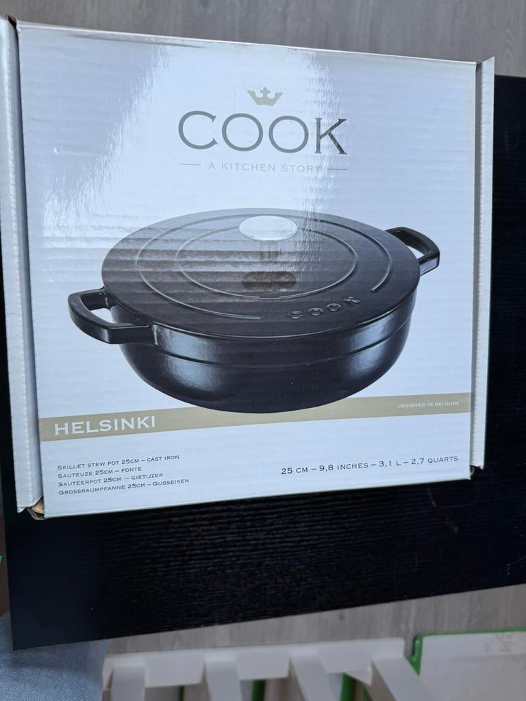 Gietijzeren pot 25cm, Huis en Inrichting, Keuken | Potten en Pannen, Ophalen, Nieuw, Gietijzer, Pot, Bus of Blik