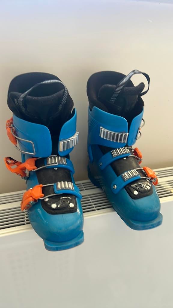 Technica kinder skischoenen maat eu 35,5, Sport en Fitness, Skiën en Langlaufen, Ophalen, Gebruikt