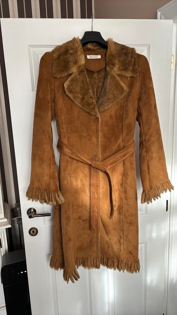 Balmain winterjas vrouw maat 38, Kleding | Dames, Ophalen of Verzenden, Zo goed als nieuw, Maat 38/40 (M)