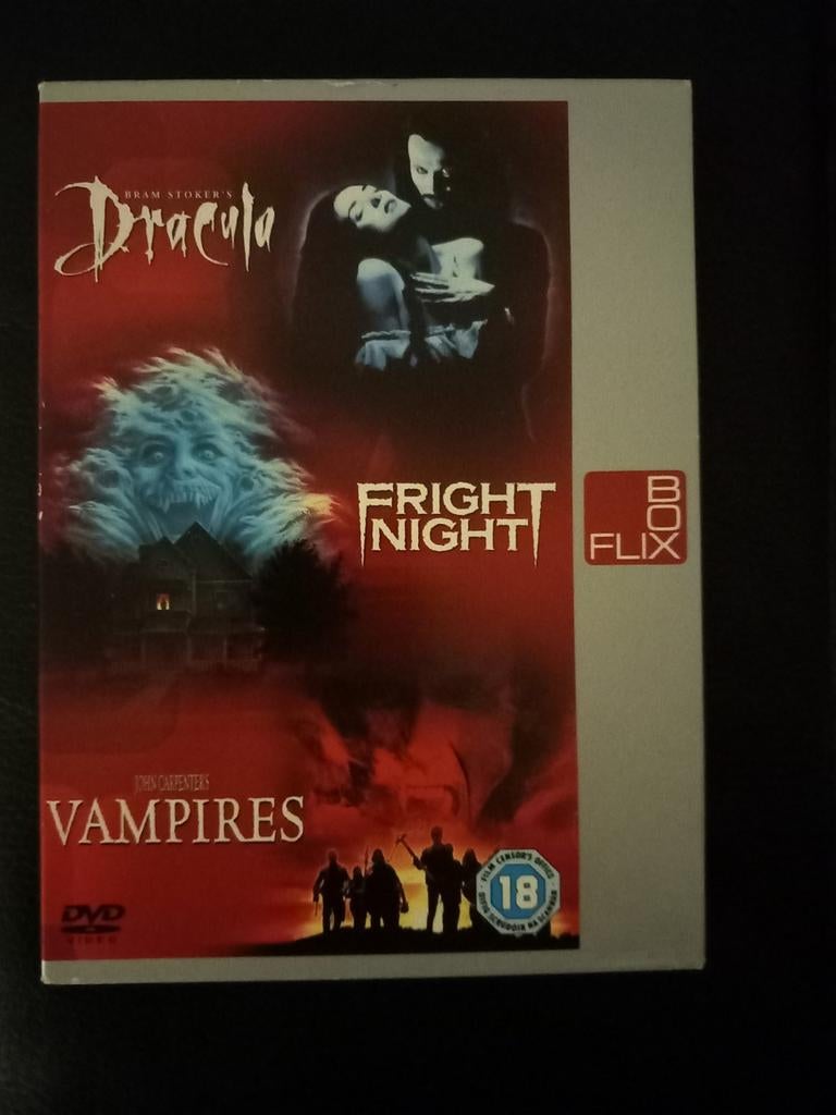 Dracula Fright Night Vampires dvd box, Cd's en Dvd's, Ophalen of Verzenden, Zo goed als nieuw, Vampiers of Zombies