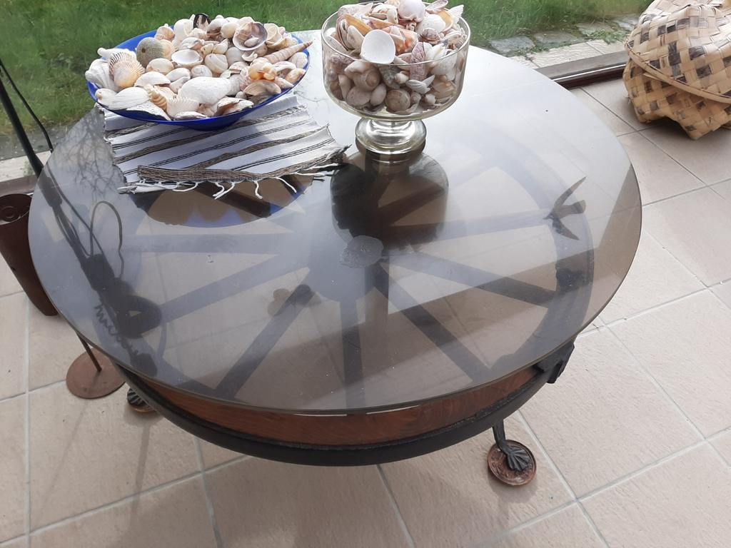 Salontafel, Ophalen
