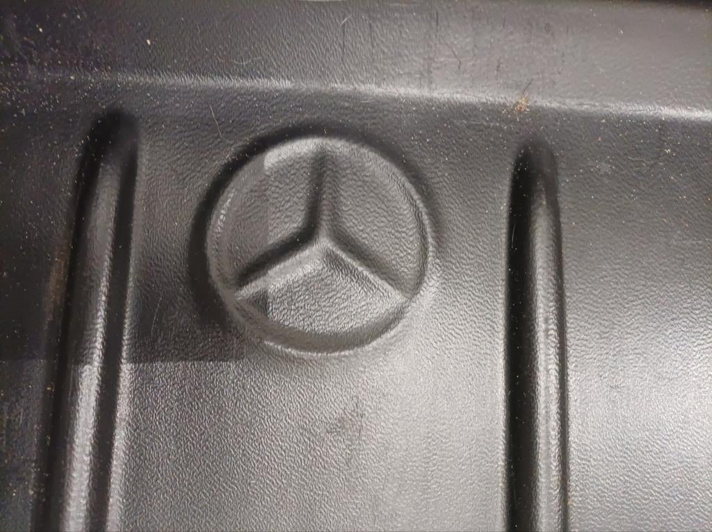 Hondenbak voor Mercedes A klasse zo goed als nieuw, Auto diversen, Auto-accessoires, Ophalen of Verzenden