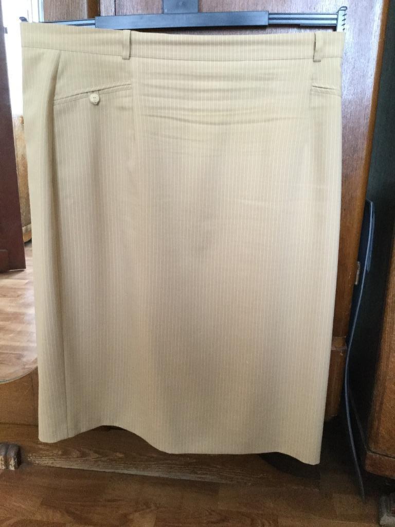 Rok van het merk Cavita - maat Duitse 50 - Lengte 74 cm, Enlèvement ou Envoi