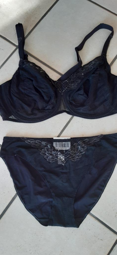 Luxe lingerie. Louise BRACQ. NEGEN! Ondersteuning + slip, Kleding | Dames, Louise BRACQ, Ophalen of Verzenden, Zwart, Setje