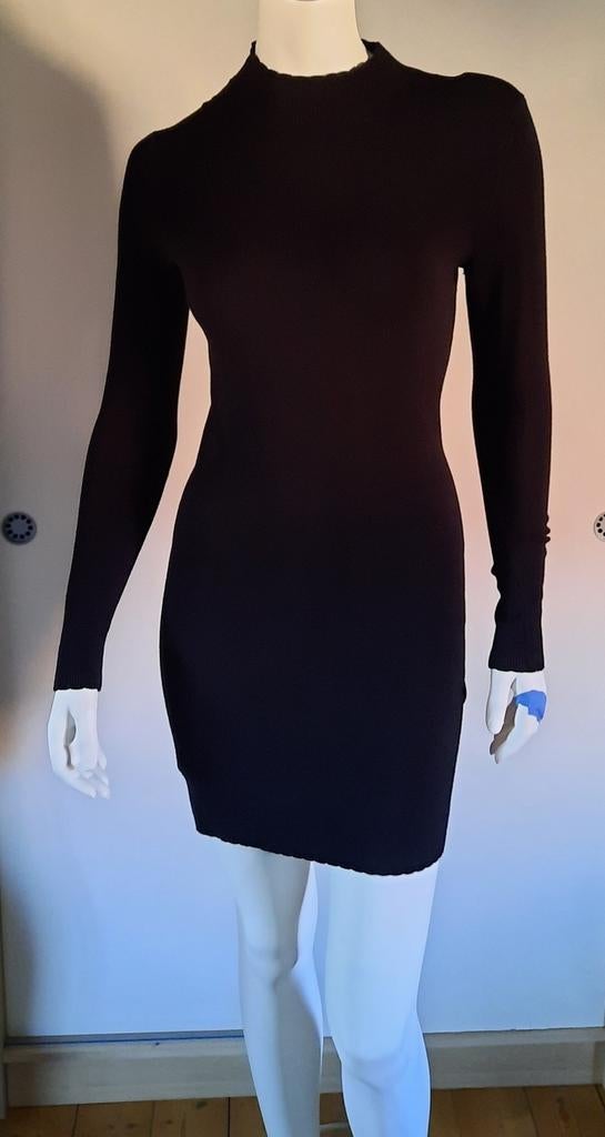 Robe Mango Basics « S », Vêtements | Femmes, Enlèvement ou Envoi, Mango Basics, Comme neuf, Noir