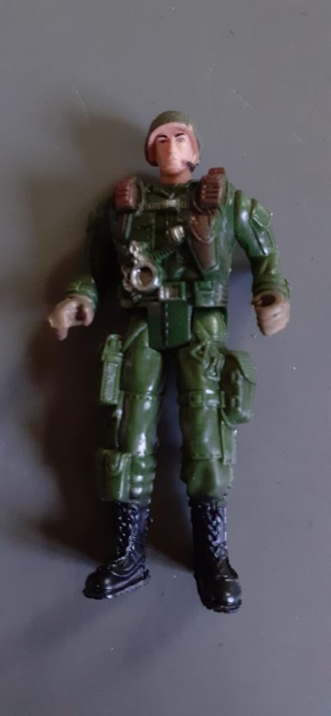 Figurine soldat vêtement vert, Enlèvement ou Envoi, Utilisé