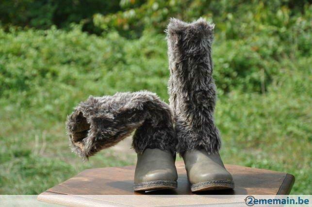 paire de botte d'hiver fourrée pointure 37, Vêtements | Femmes, Chaussures, Enlèvement ou Envoi, Porté, Boots et Botinnes