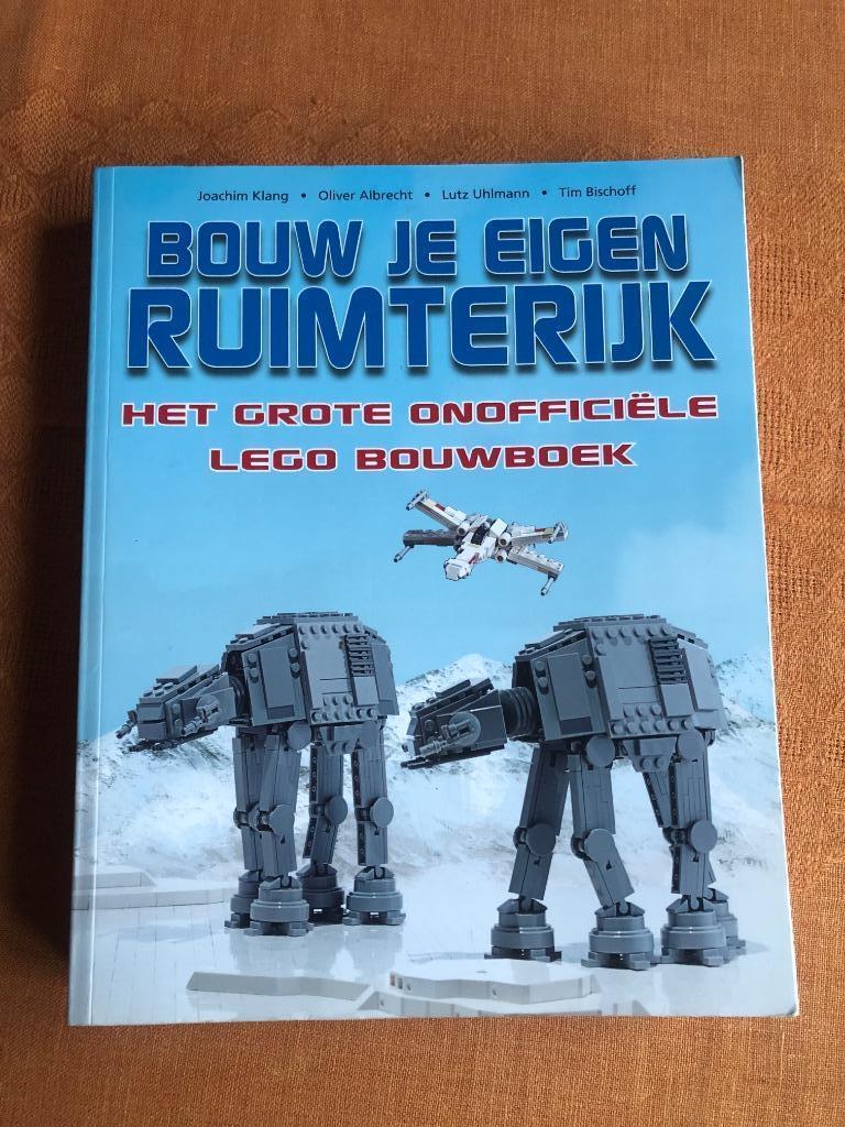 Legoboek: Bouw je eigen Ruimterijk, Kinderen en Baby's, Speelgoed | Duplo en Lego, Zo goed als nieuw, Lego, Complete set, Ophalen of Verzenden