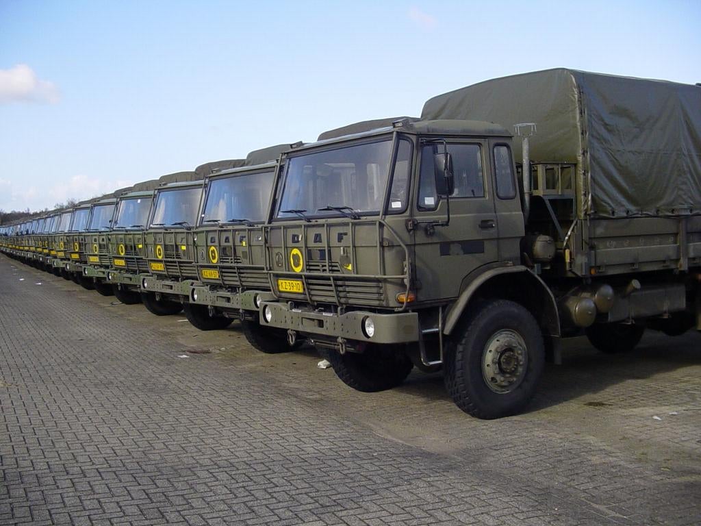 DAF 1800 ex-army 4x4 truck steel suspension EXPORT 4440 4442, Auto's, Bedrijf, DAF, 4x4, Te koop