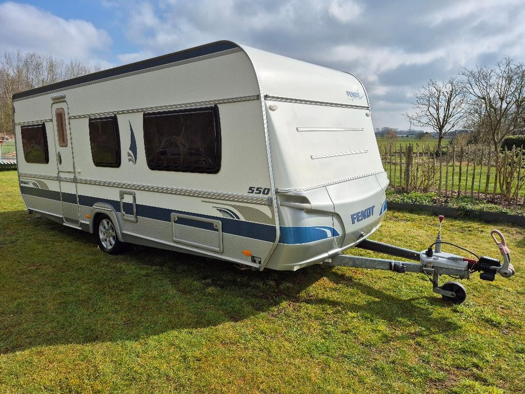 Caravan Fendt Diamant 550 met Airco en Mover, Caravans en Kamperen, Caravans, Particulier, tot en met 4, 1500 - 2000 kg, Rondzit