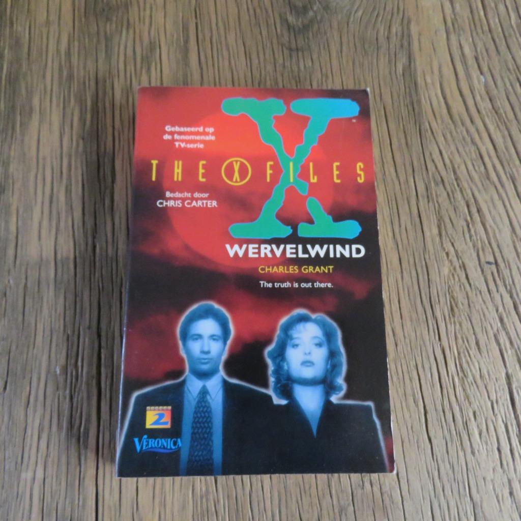 Charles Grant The X Files Wervelwind, Enlèvement ou Envoi