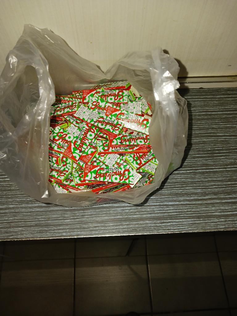 Rollblaadjes tabak, Verzamelen, Ophalen, Nieuw