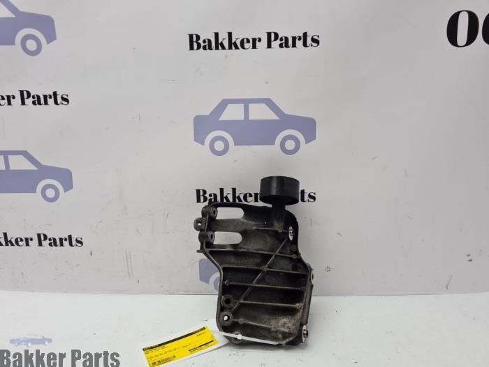 Support pompe clim d'un BMW X3, -, -, 3 mois de garantie, Utilisé