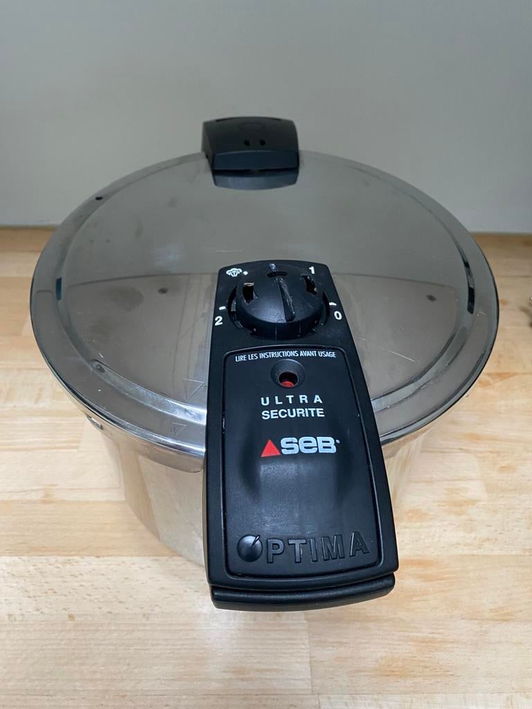 Cocotte pression, Enlèvement, Utilisé, Casserole ou Cocotte-minute, Plaque céramique