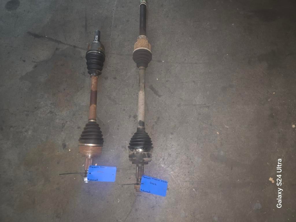 Arbre de transmission Renault Master 2.3 DCI M9T716, Enlèvement ou Envoi, Renault