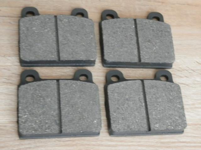 Remblokken voorzijde VW Bus T2 , 1970 - 1972, Ophalen, Nieuw, Volkswagen