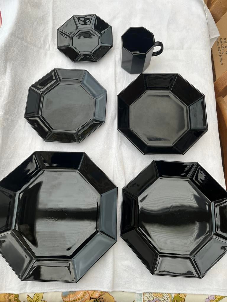Vintage arcoroc servies, Ophalen, Zo goed als nieuw, Bord(en)
