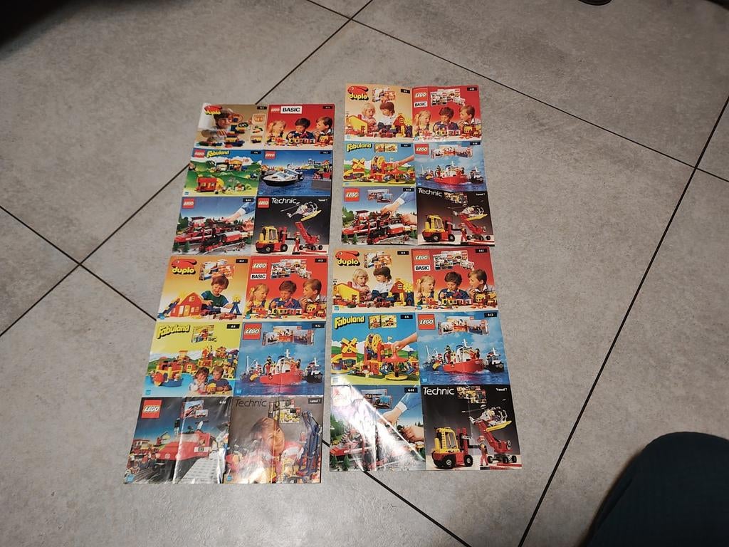 4 kleine lego reclame blaadjes. Uit 1985 ,86 en 87, Ophalen, Lego