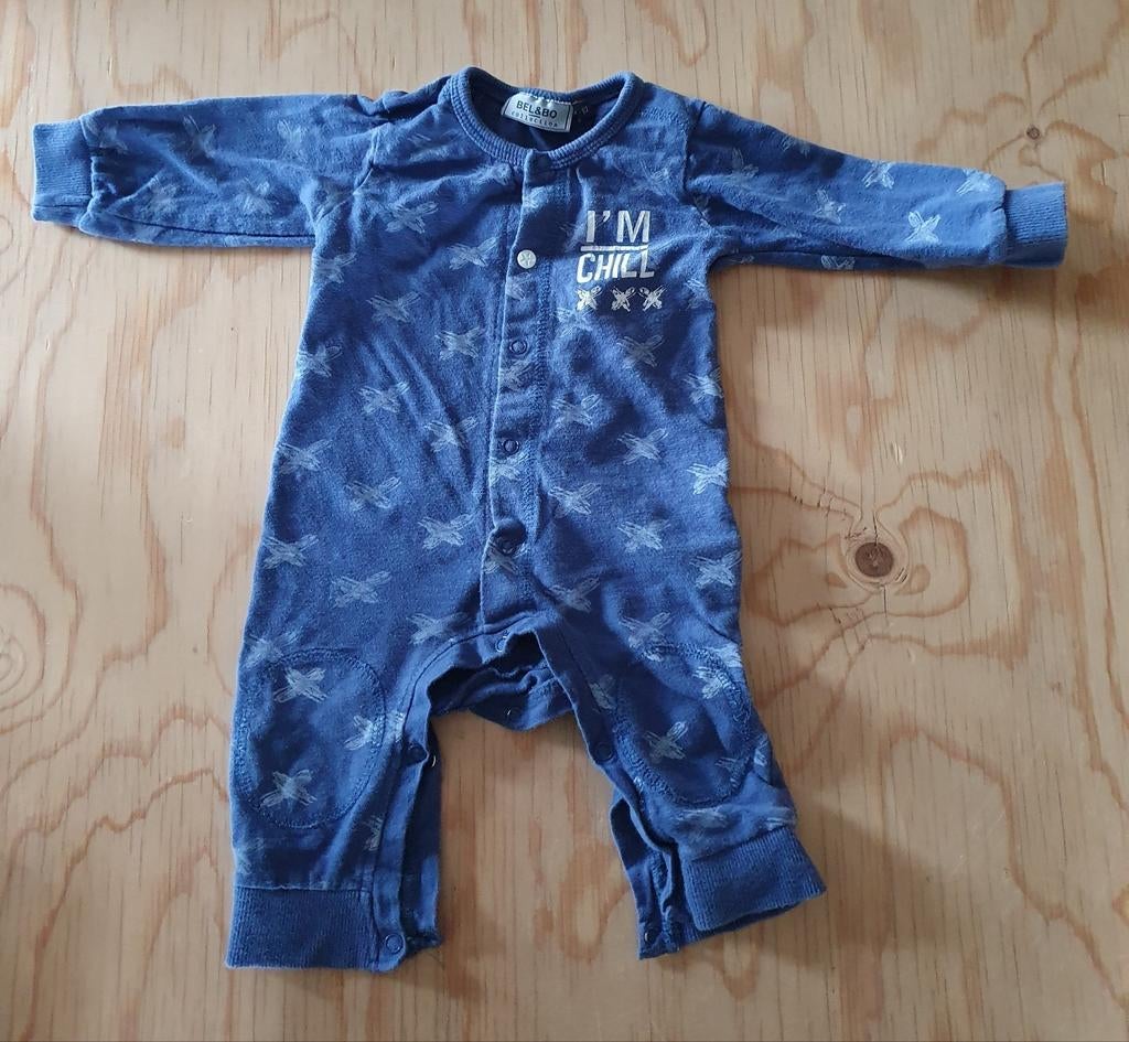 Stoere pyjama met X'jes en opschrift 'I'm chill' - Maat 62, Garçon, Enlèvement ou Envoi, Comme neuf, Vêtements de nuit ou Sous-vêtements