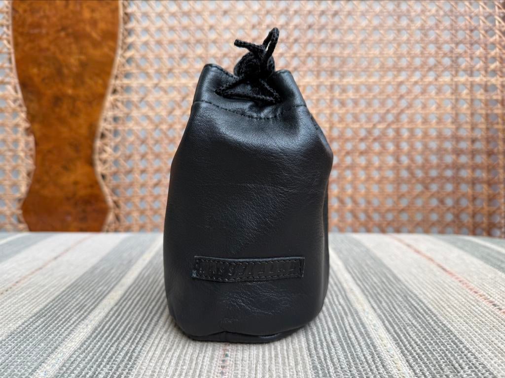 Hasselblad Leather Lens Pouch for Carl Zeiss Planar 80mm, Ophalen of Verzenden, Zo goed als nieuw