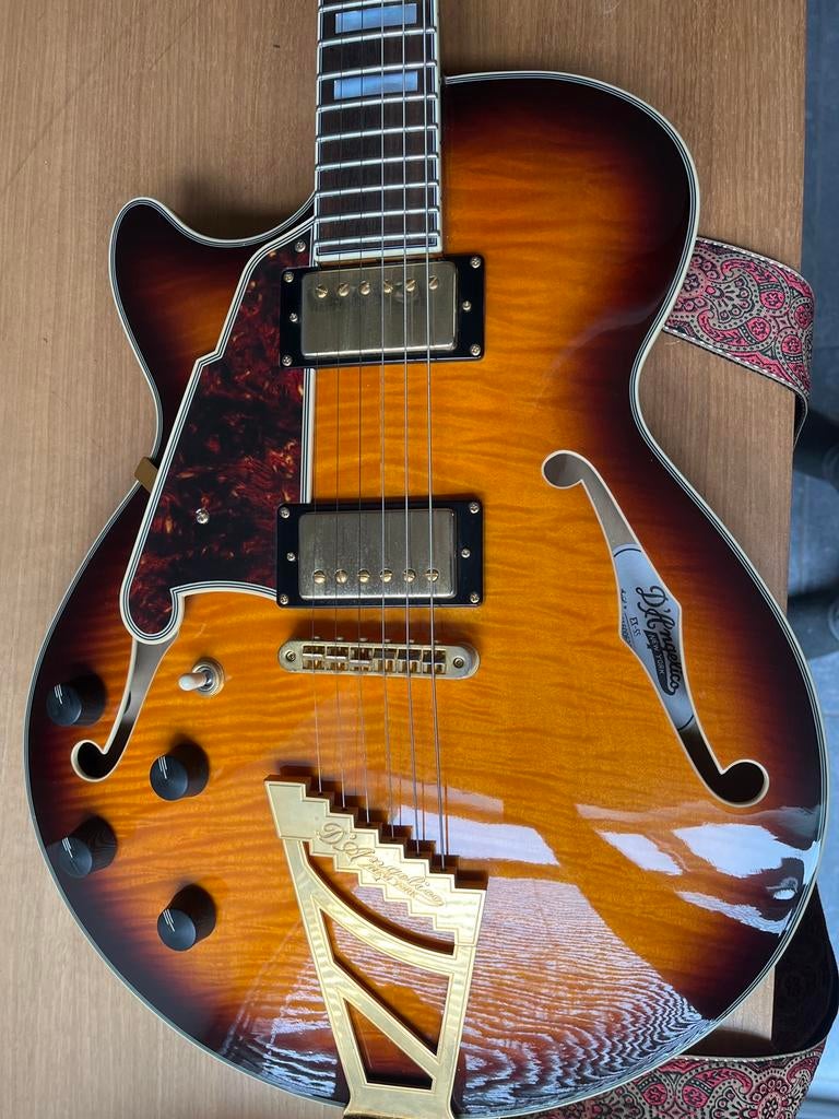 D'Angelico EXL-1 Archtop LEFT — 2001 — Fabriqué en Corée, Musique & Instruments, Enlèvement, Comme neuf