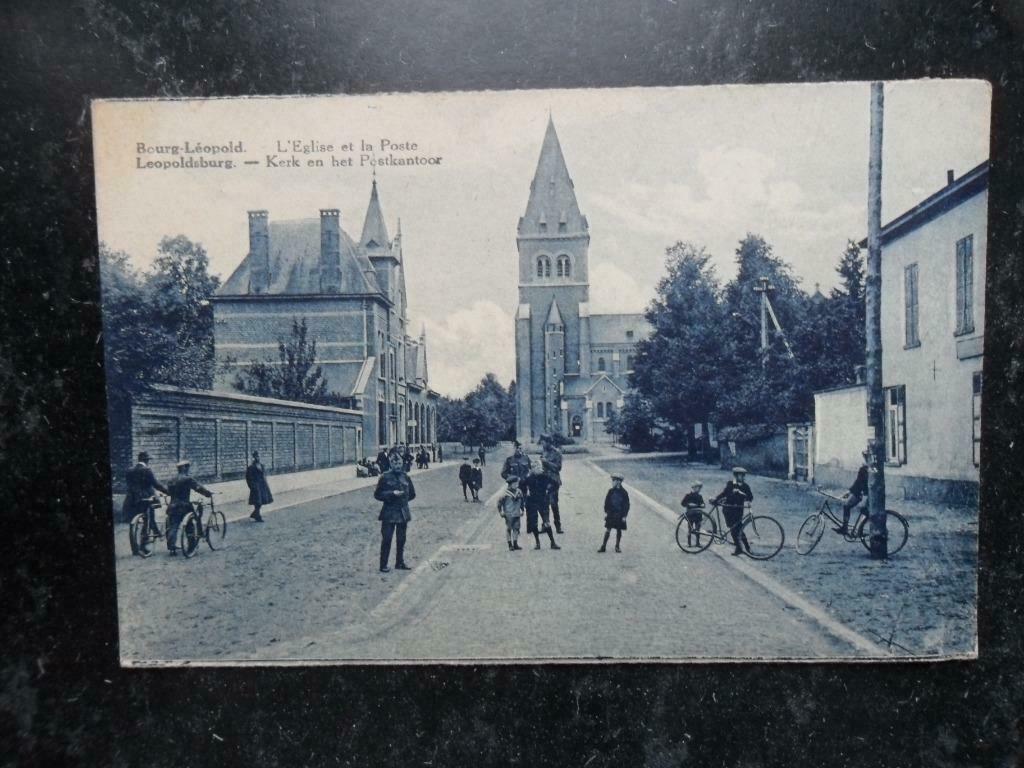 Bourg-Léopold - L'église et la poste, Collections, Enlèvement ou Envoi, Non affranchie, Limbourg