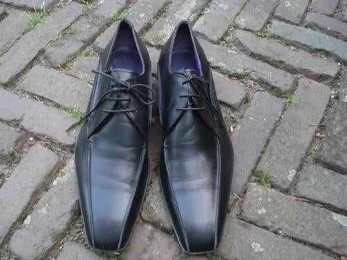 Chaussures de noir pour hommes, livraison gratuite, mt41, Vêtements | Hommes, Neuf, Chaussures à lacets, Noir, Envoi