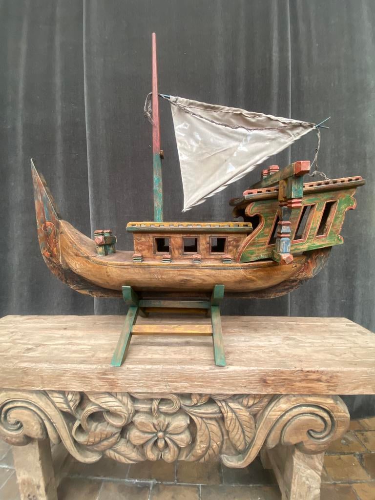 vieux bateau en bois massif 125cm de largeur, Enlèvement, Utilisé