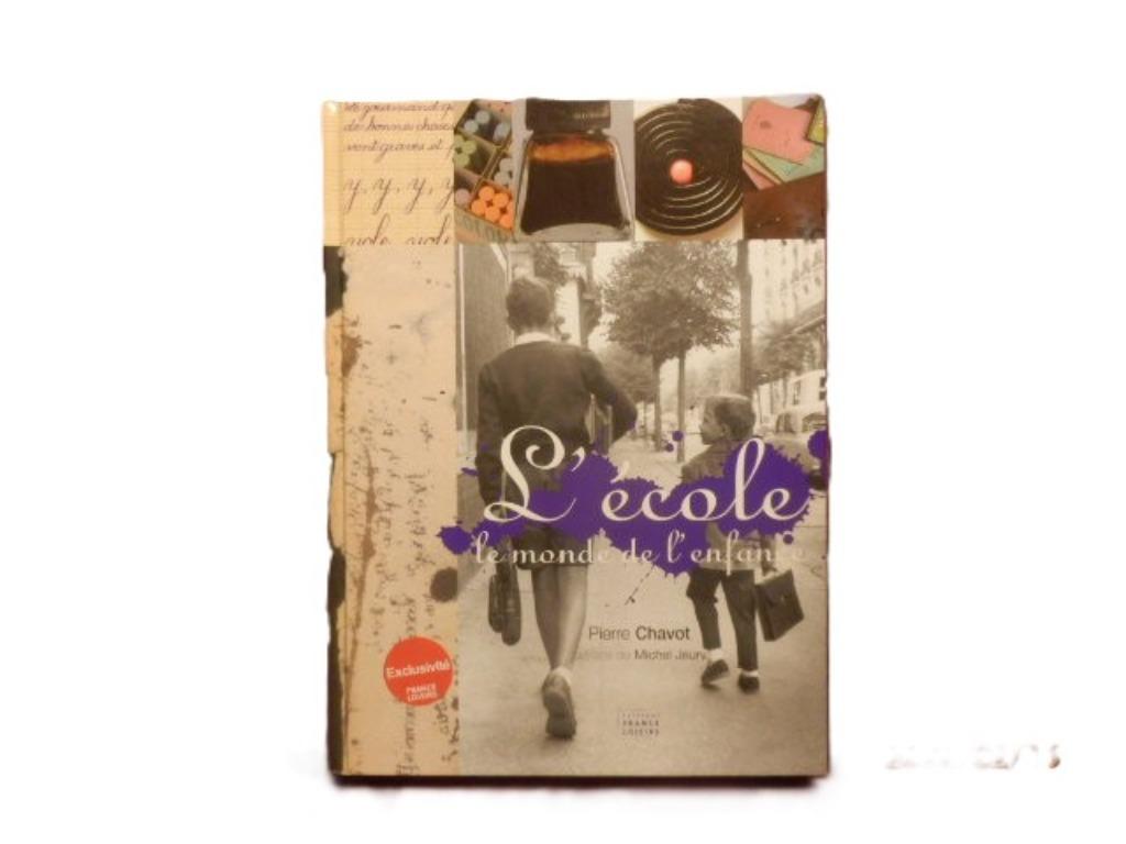 (4) -L'école le monde de l'enfance -, Livres, Histoire nationale, Enlèvement ou Envoi, Comme neuf