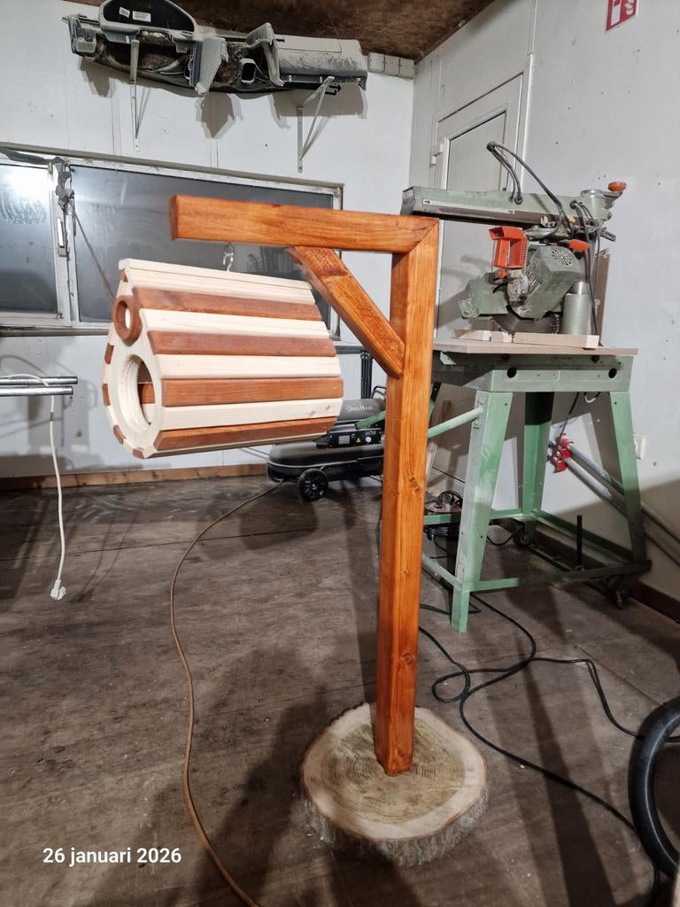 Vogelhuisje op voet, Dieren en Toebehoren