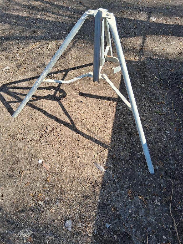 SCHOORSTEUNEN, STEUNEN VOOR STIPPEN. DRIEPIKKEL;, Doe-het-zelf en Bouw, Ophalen of Verzenden, Zo goed als nieuw