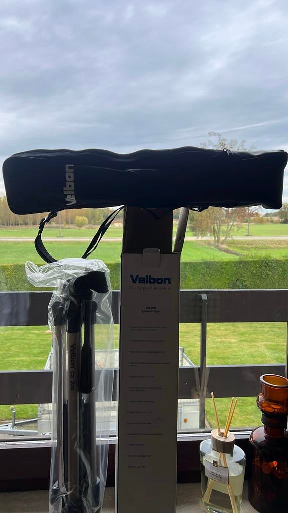 Velbon lichtgewicht statief cx 300 nooit gebruikt, Enlèvement, Neuf
