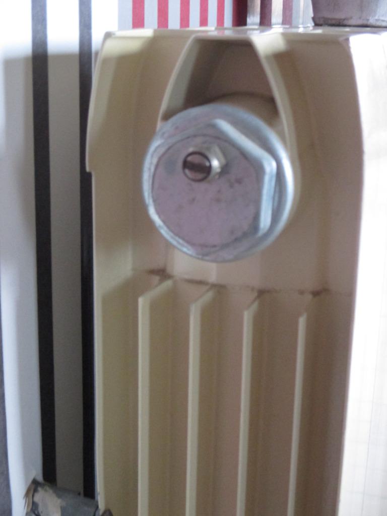 Bouchon Radiateur (Chauff. Central), Enlèvement ou Envoi, Utilisé
