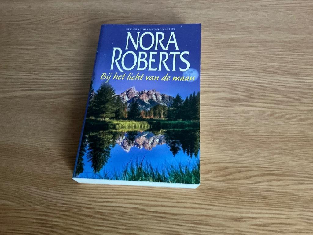 Nora Roberts, Ophalen, Zo goed als nieuw, Nora Roberts, België