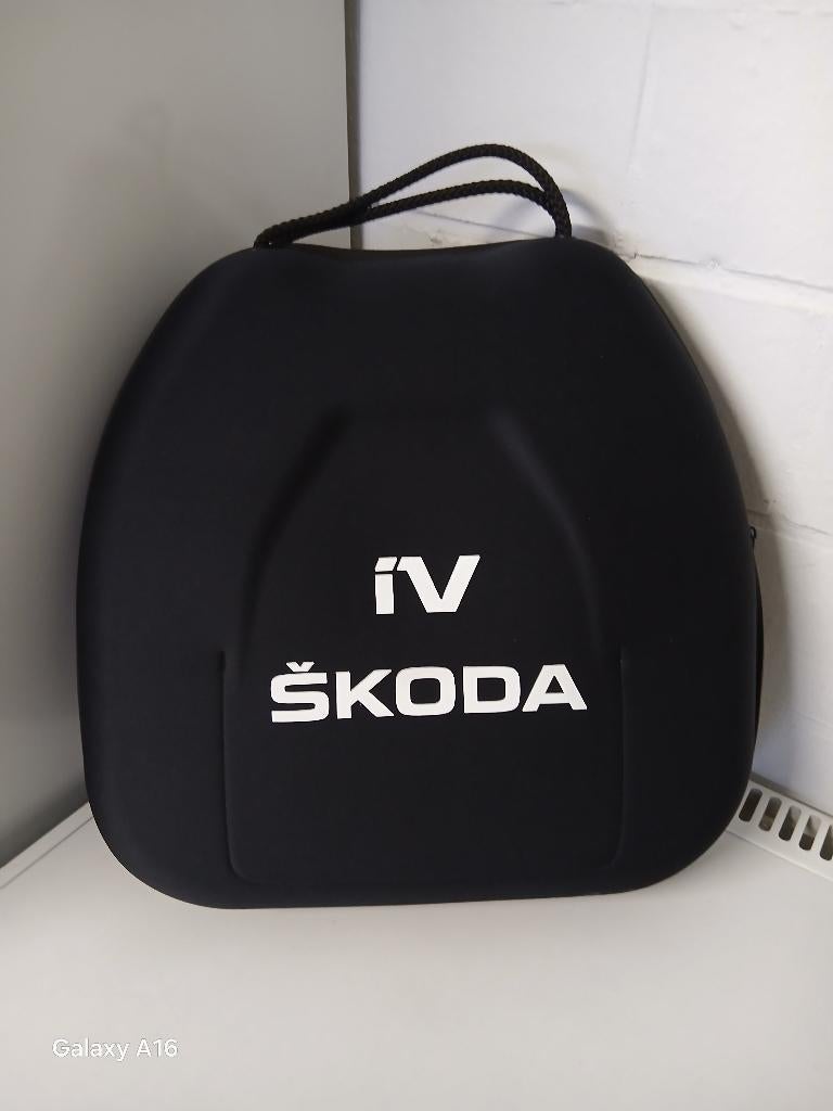 Kabel hoes Skoda, Ophalen