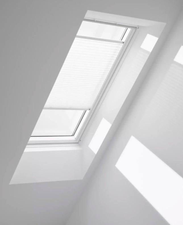 Store Velux plissé translucide(neuf emballé), Enlèvement, Comme neuf