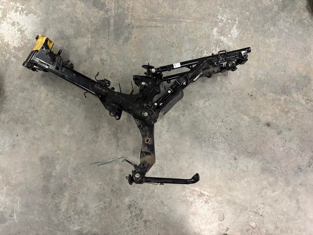 Honda msx onderdelen kader tank benzine pomp achterburg, Enlèvement, Utilisé