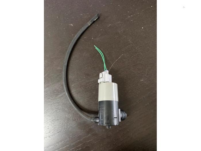 Pompe lave-glace avant d'un Peugeot 108, Enlèvement ou Envoi, 3 mois de garantie, Utilisé, Peugeot