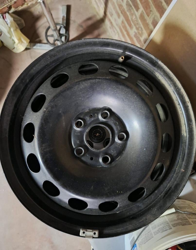 Vend 1 jante en tôle 5x112, Enlèvement, Comme neuf